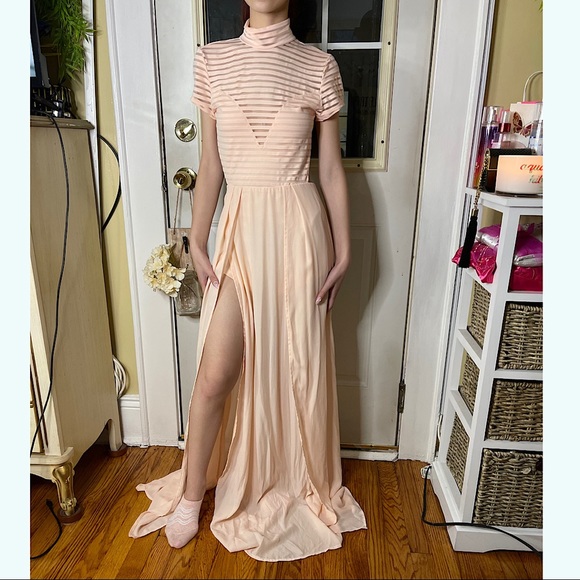Couture Strip Mesh Maxi in Blush - Picture 3 of 4